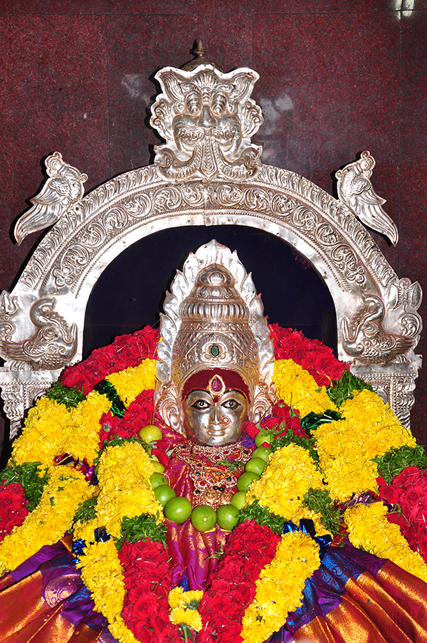 సహస్ర నామార్చన పూజ