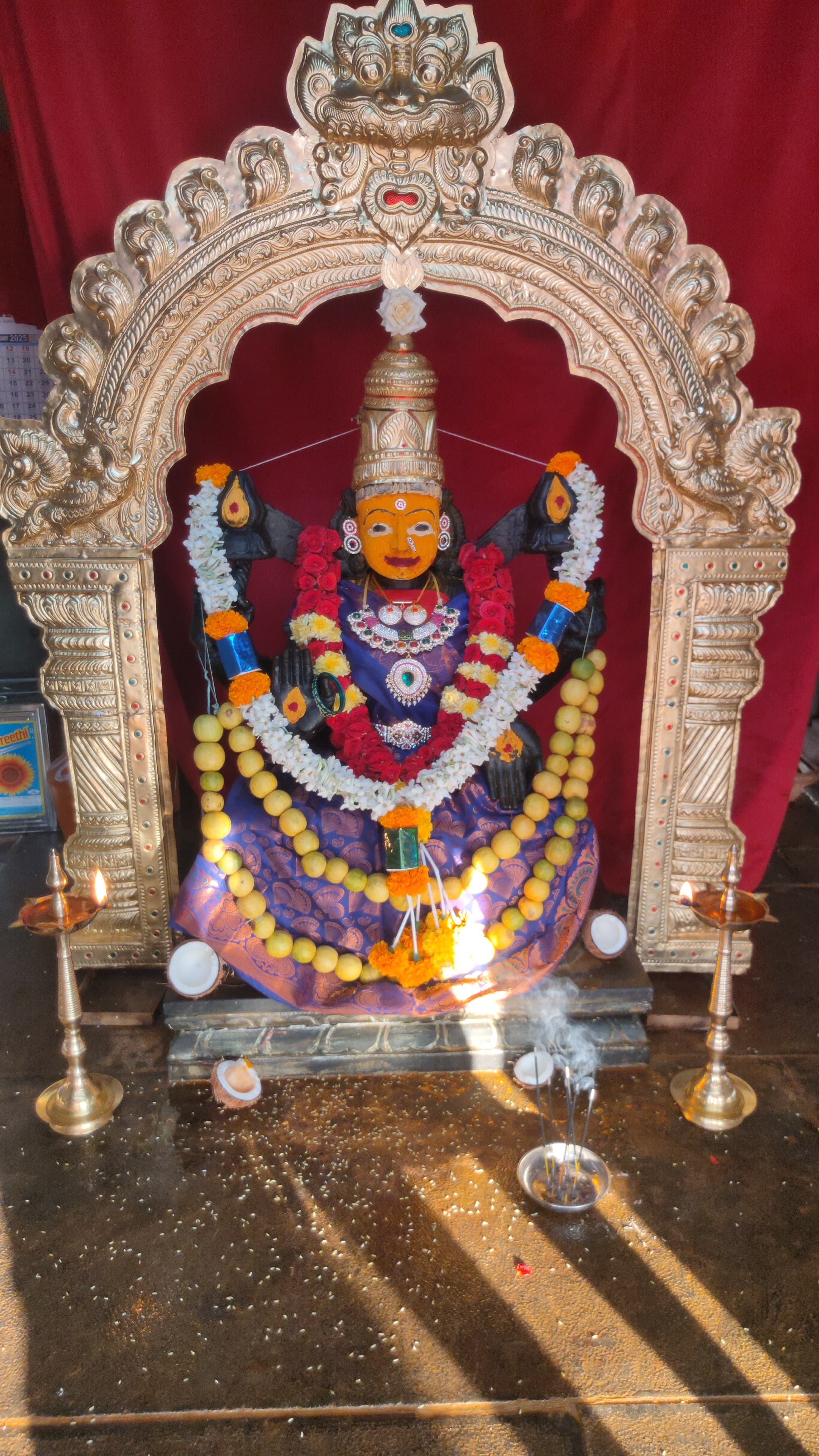 LAKSHMI AMMAVARIKI PANCHASUKTHA PANCHAMBRUTHA STHAPANA ABHISHEKAM / లక్ష్మీ అమ్మవారికి పంచశుక్త పంచామ్భృత స్థాపన అభిషేకం